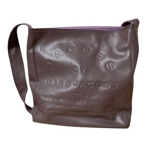 Marc Jacobs Lavender Leather Shoulder Bag – Purple Lining – Embossed Logo